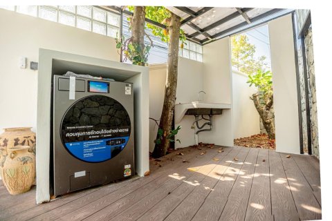 Villa in Pattaya, Thailand 4 bedrooms № 157992 - photo 28