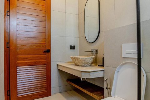 Villa in Pattaya, Thailand 4 bedrooms № 157992 - photo 16