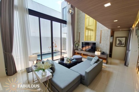 Villa on Surin Beach, Thailand 3 bedrooms № 179535 - photo 4