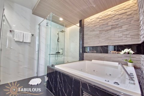 Villa on Surin Beach, Thailand 3 bedrooms № 179535 - photo 7
