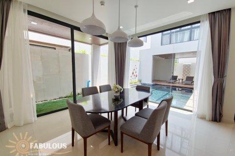 Villa on Surin Beach, Thailand 4 bedrooms № 179534 - photo 7