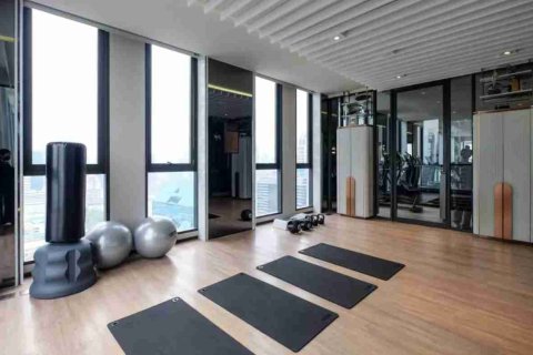 Condo in Thonburi, Bangkok, Thailand, 2 bedrooms  № 183903 - photo 5
