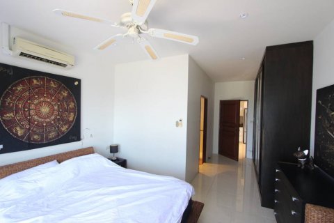 Condo in Bang Lamung, Thailand, 3 bedrooms  № 119228 - photo 7