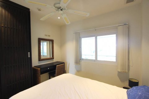 Condo in Bang Lamung, Thailand, 3 bedrooms  № 119228 - photo 9