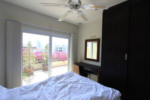 Condo in Bang Lamung, Thailand, 3 bedrooms  № 119228 - photo 8