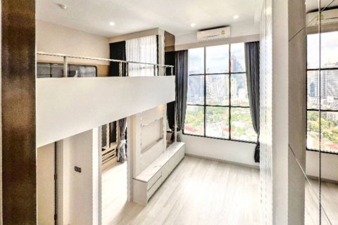 Duplex in Bangkok, Thailand 1 bedroom № 119227 - photo 2