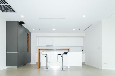 Кондоминиум с 2 спальнями в Кхлонг Сане, Бангкок, Таиланд № 156053 - фото 7