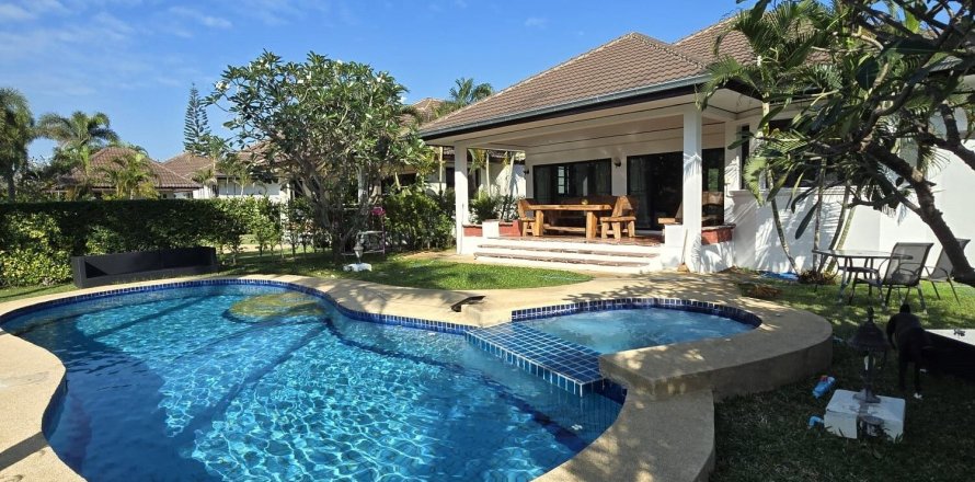 Вилла в Хуа Хине, Таиланд с 3 спальнями  № 156055