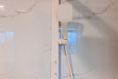 Studio dans le Condo à Kathu, Thaïlande  № 156052 - photo 23