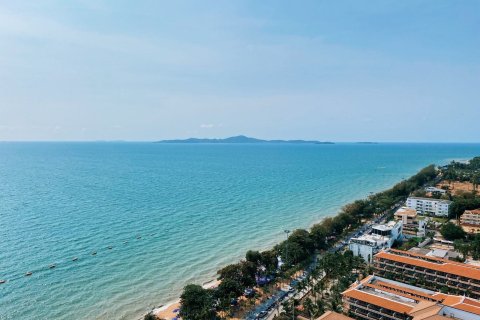 Condo in Chon Buri, Thailand, 1 bedroom  № 162868