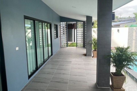 Villa in Phuket, Thailand 2 bedrooms № 145790 - photo 10