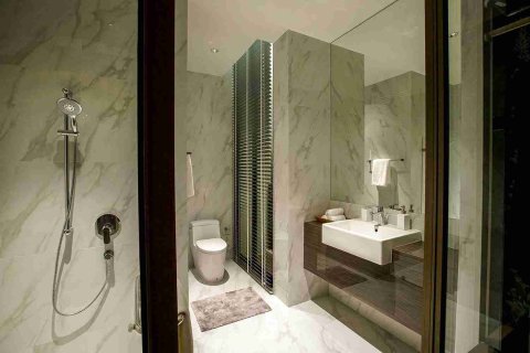 Condo in Bangkok, Thailand, 2 bedrooms № 183282 - photo 10