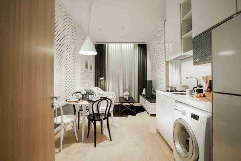 Condo in Bangkok, Thailand, 2 bedrooms № 183282 - photo 7