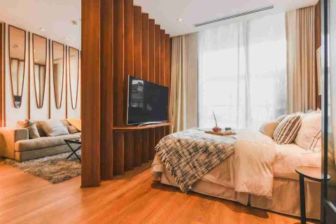 Condo in Bangkok, Thailand, 3 bedrooms  № 183280 - photo 7