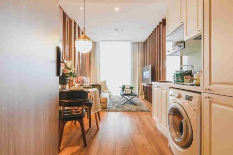 Condo in Bangkok, Thailand, 2 bedrooms № 183279 - photo 4