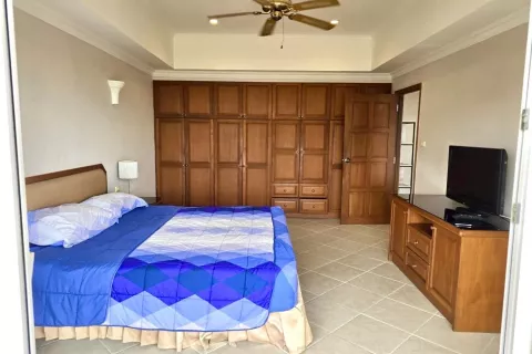 Studio dans le Condo à Pattaya, Thaïlande  № 136601 - photo 5