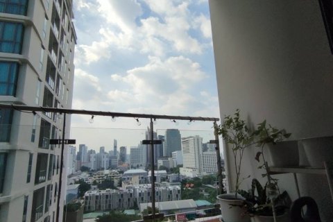 Condo à Watthana, Bangkok, Thaïlande, 2 chambres № 136605 - photo 12