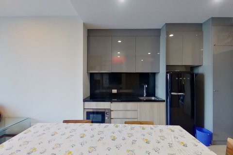 Кондоминиум с 2 спальнями в Патхум Ване, Бангкок, Таиланд № 136604 - фото 2