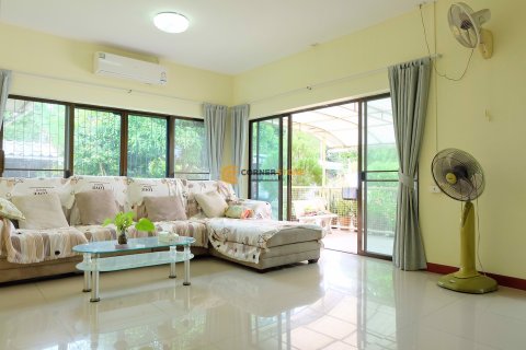 Studio in Chonburi, Thailand № 134366 - photo 3