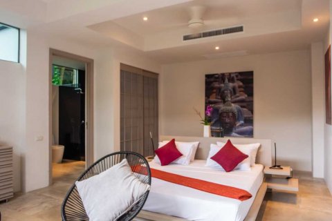 Villa in Phuket, Thailand 4 bedrooms № 134018 - photo 21