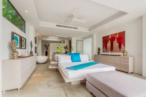 Villa in Phuket, Thailand 4 bedrooms № 134018 - photo 24