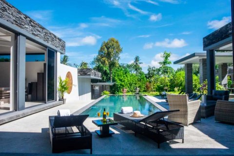 Villa in Phuket, Thailand 4 bedrooms № 134018 - photo 6