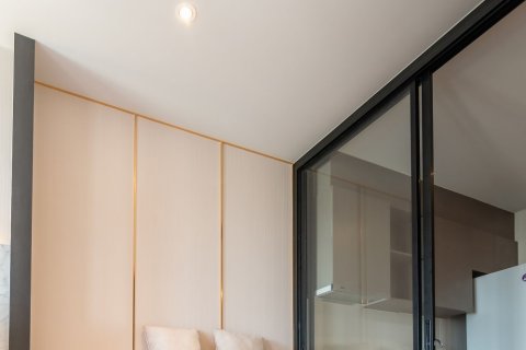 Студия в кондо в Ваттхане, Бангкок, Таиланд № 145474 - фото 1