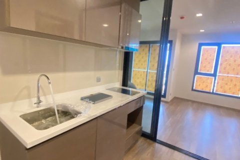 Studio dans le Condo à Chatuchak, Bangkok, Thaïlande № 148160 - photo 3