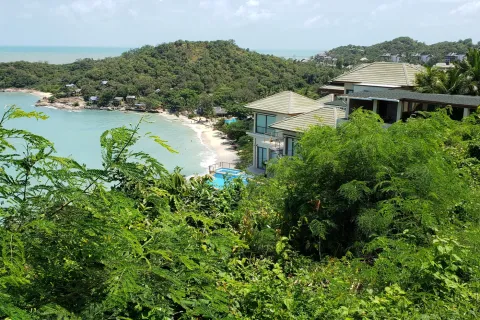 Land in Ko Samui, Thailand 1200 sq.m. № 163494 - photo 1