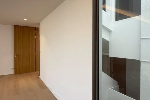 Дом в Ваттхане, Бангкок, Таиланд с 5 спальнями  № 163491 - фото 8