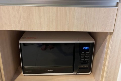 Studio dans le Condo à Watthana, Bangkok, Thaïlande  № 163490 - photo 6