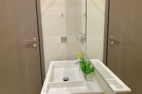 Студия в кондо в Клонг Тоэй, Бангкок, Таиланд № 150011 - фото 6