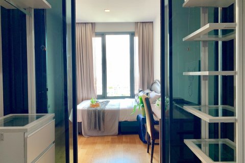 Студия в кондо в Клонг Тоэй, Бангкок, Таиланд № 150011 - фото 8