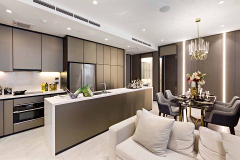 Condo in Bangkok, Thailand, 3 bedrooms  № 166951