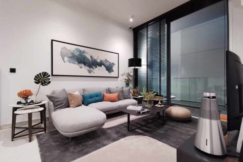 Condo in Bangkok, Thailand, 2 bedrooms  № 166949 - photo 4