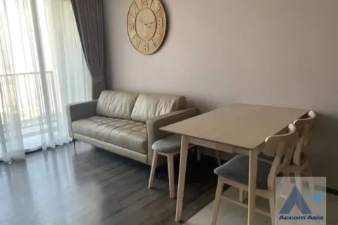 Condo in Watthana, Bangkok, Thailand, 2 bedrooms  № 218831