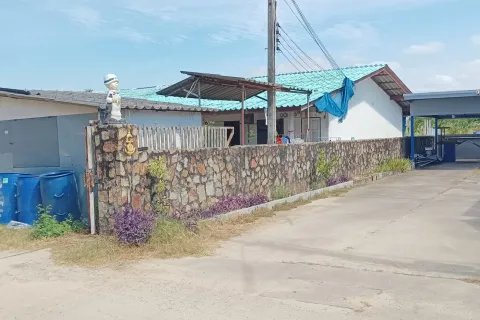 Land in Pattaya, Thailand 2542.4 sq.m. № 151593 - photo 3