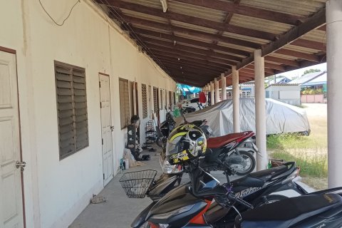 Land in Pattaya, Thailand 2542.4 sq.m. № 151593 - photo 9