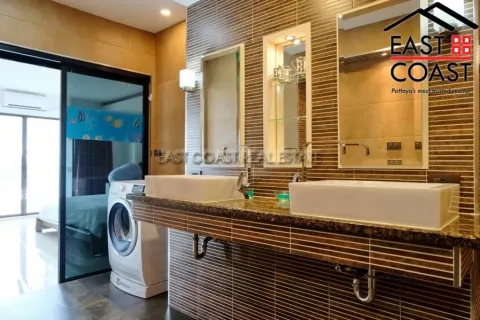 Condominio de 1 dormitorio en Jomtien Beach, Pattaya, Tailandia № 213010 - foto 30