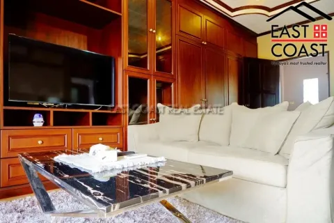 Casa de 4 dormitorios en Pattaya, Tailandia № 213005 - foto 19