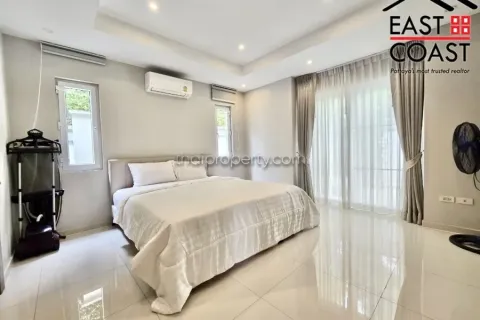 Casa de 3 dormitorios en Pattaya, Tailandia № 213004 - foto 20