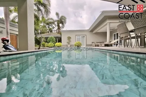Casa de 3 dormitorios en Pattaya, Tailandia № 213004 - foto 6