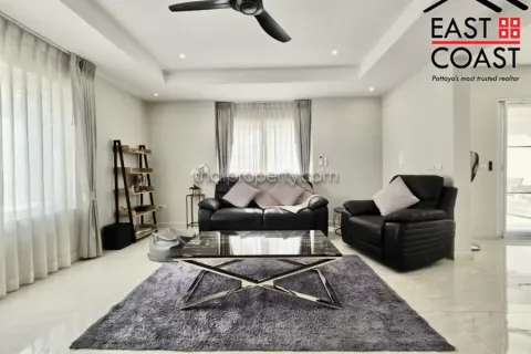 Casa de 3 dormitorios en Pattaya, Tailandia № 213004 - foto 8