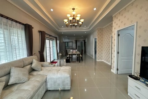 Haus in Hua Hin, Thailand 3 Schlafzimmer № 220546 - Foto 10