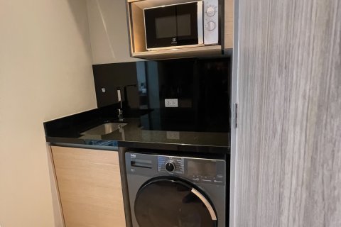 Studio in the Condo in Khlong Toei, Bangkok, Thailand  № 167714 - photo 6