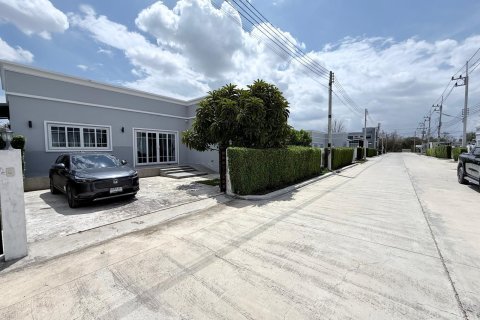 Вилла в Ча-аме, Таиланд с 3 спальнями  № 167712 - фото 4