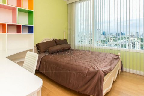 Кондоминиум с 3 спальнями в Бангкоке, Таиланд № 143836 - фото 5