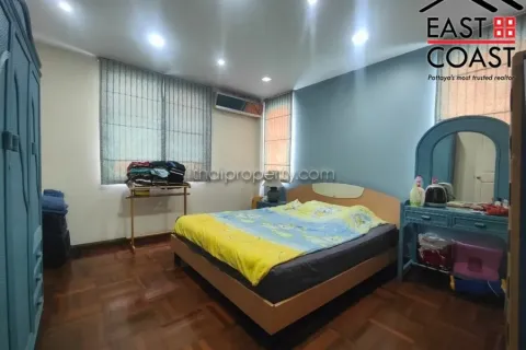 Casa de 3 dormitorios en Pattaya, Tailandia № 212816 - foto 16