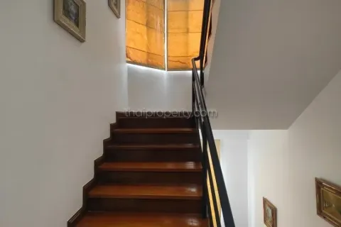 Casa de 3 dormitorios en Pattaya, Tailandia № 212816 - foto 15