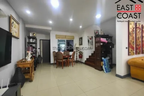 Casa de 3 dormitorios en Pattaya, Tailandia № 212816 - foto 5